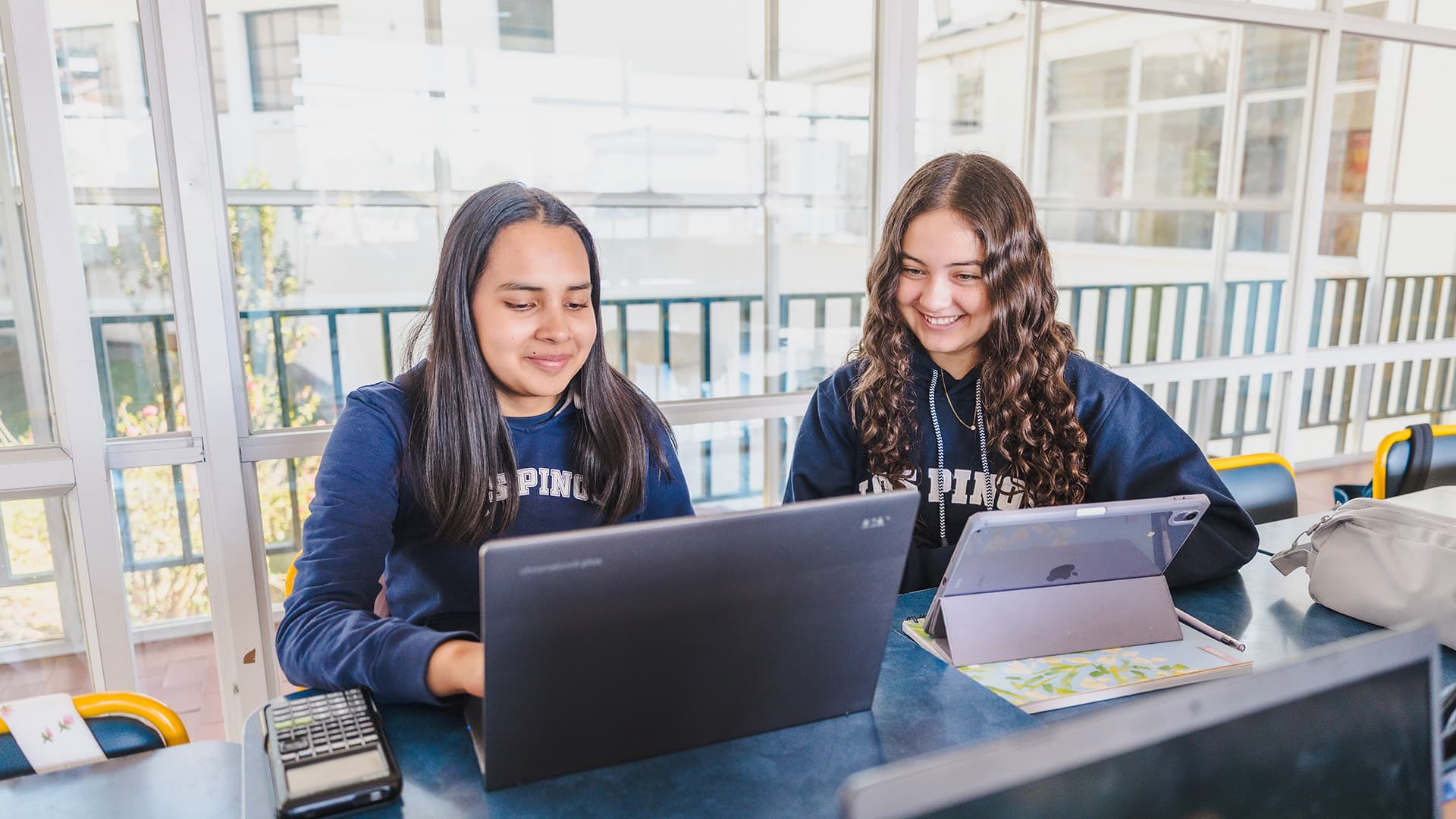 Nos reinventamos constantemente en función de las necesidades de nuestras estudiantes.
